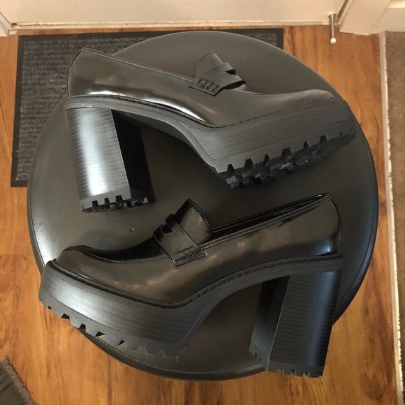 Madden Girl Kassidy Platform Penny Loafers - Picture 3 of 9